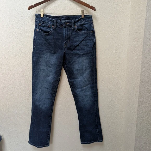 Aeropstale Athletic Straight Blue Jeans. Size 29/32 - Picture 2 of 7